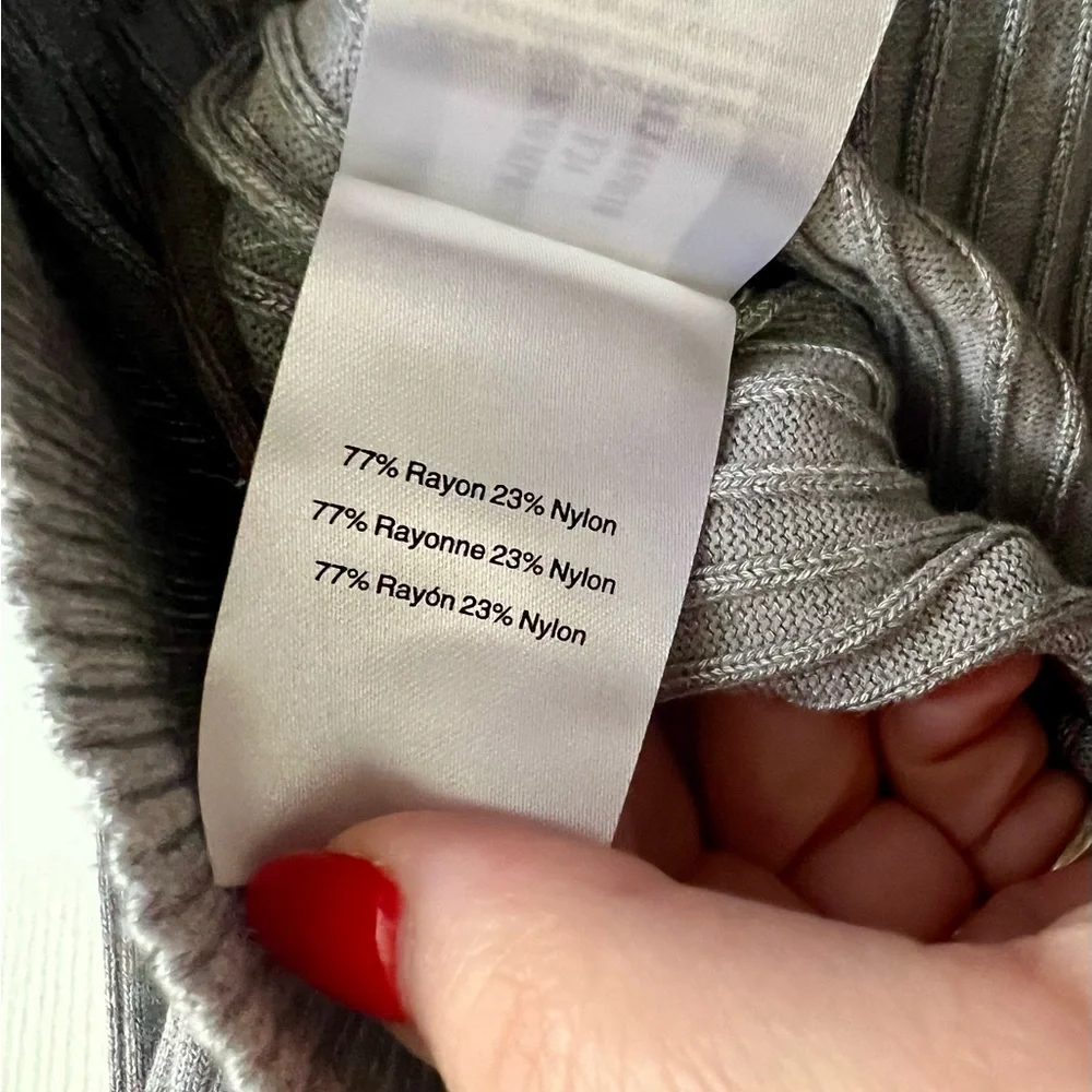 Halston Heritage Heather Gray Ribbed Turtleneck Sweater - Picture 6 of 6